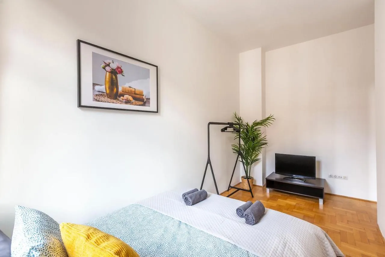 Appartamento Downtown Cozy Home In The Gozsdu Garden Budapest
